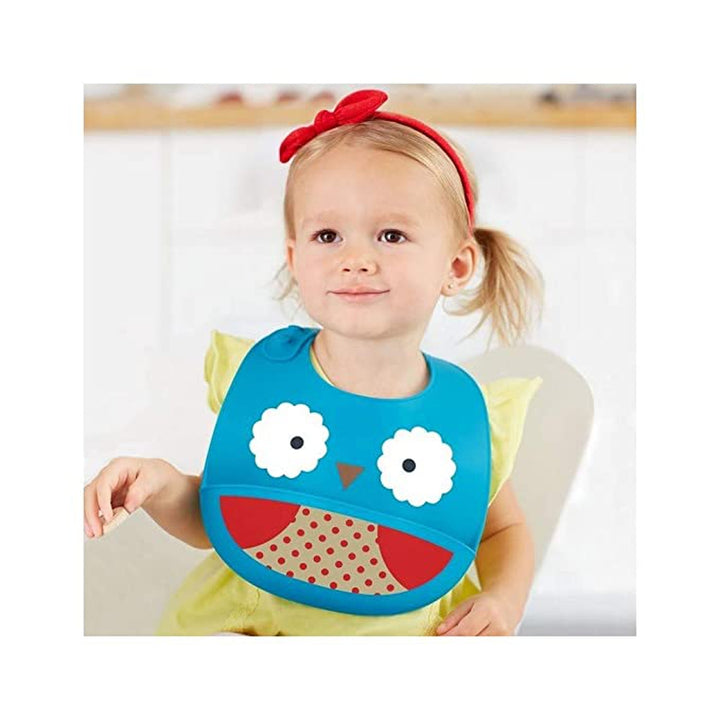 Zoo Fold & Go Silicone Bib
-Owl