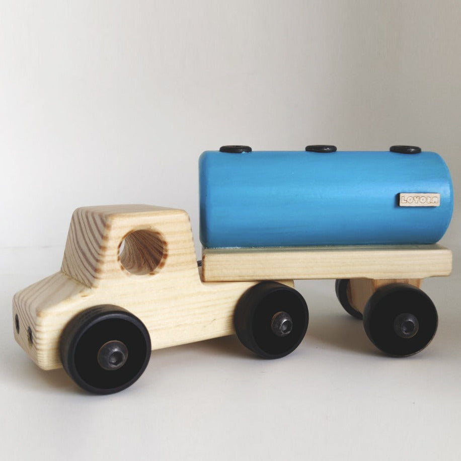 Juno (Wooden Vehicle Toy)