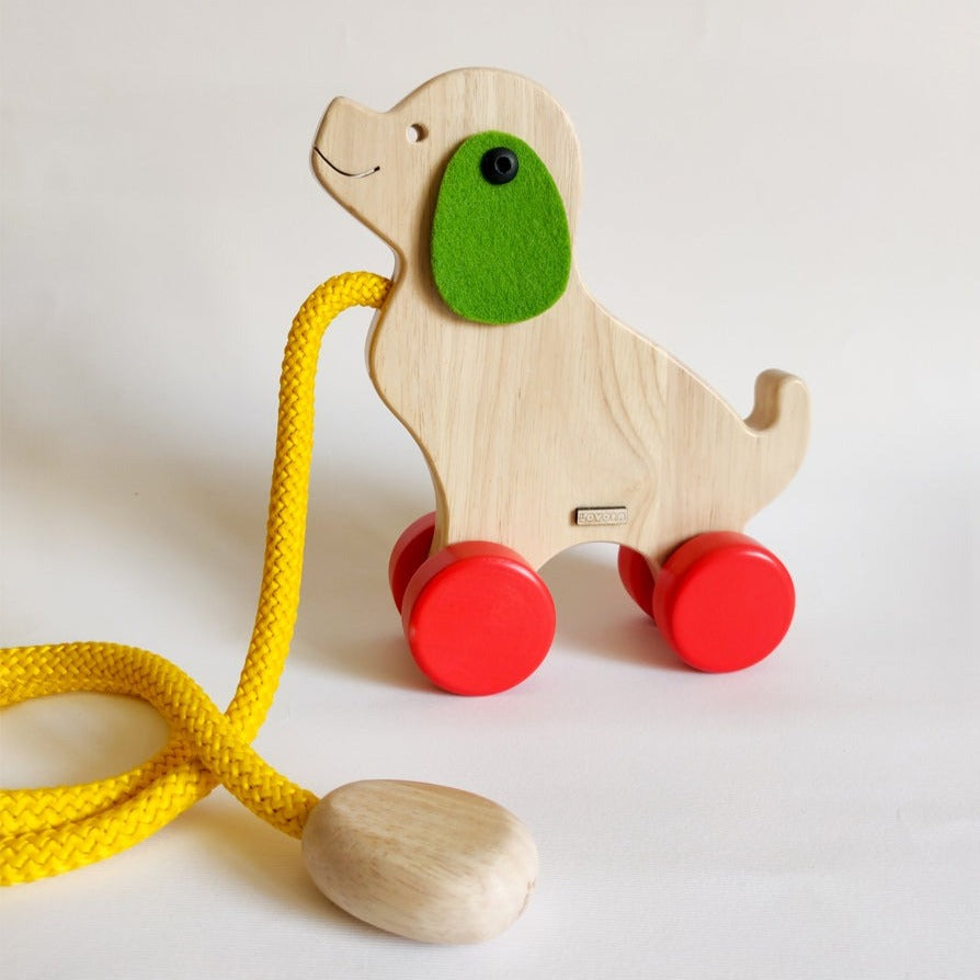 Snoopie Wooden Pull Toy