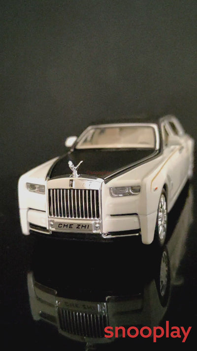 Diecast Model resembling Rolls Royce (1:32)- Minor Defect Sale (COD Not Available)