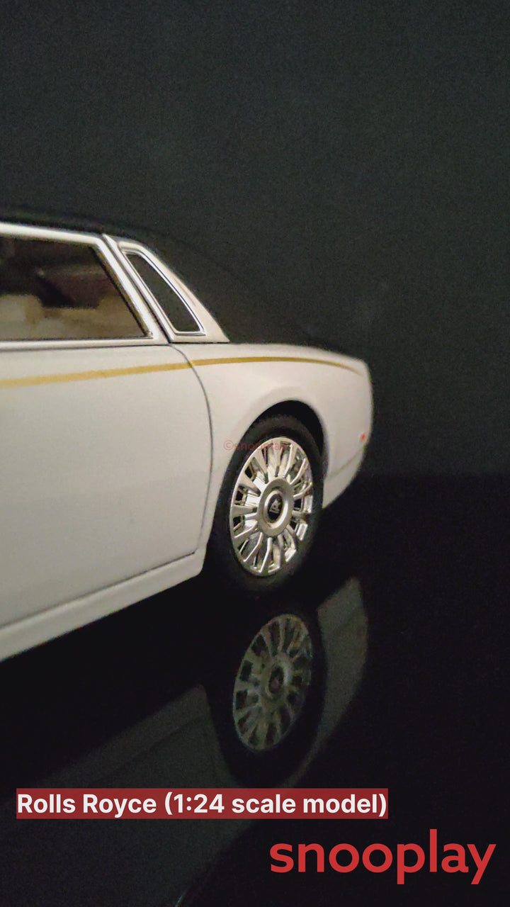 Luxury Car Diecast Model resembling Rolls Royce (1:24) - with Light & Sound - Assorted Colors