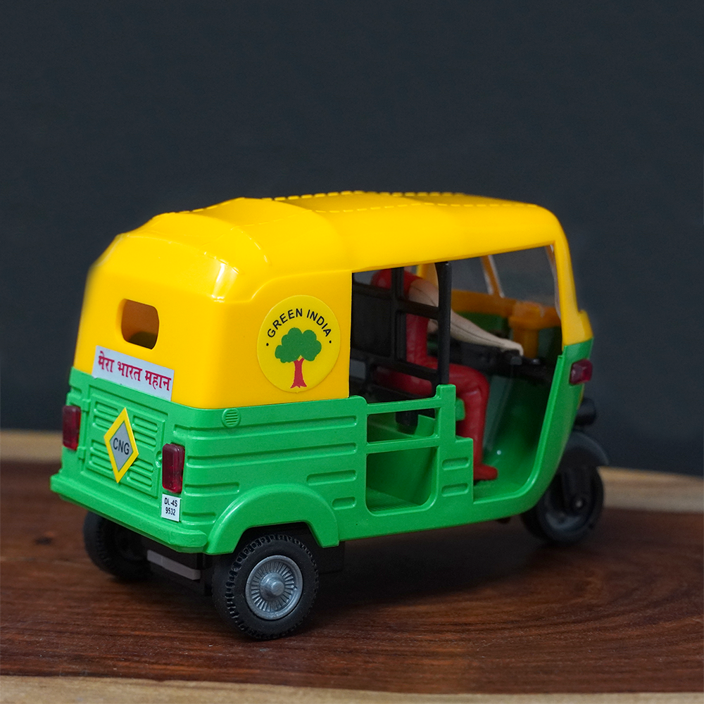 Gift this Auto Rickshaw scale model to your kid for educational purposes.