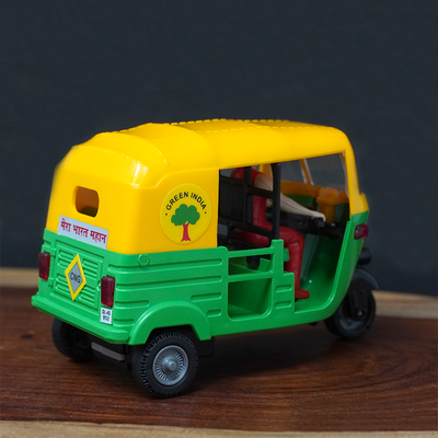 Gift this Auto Rickshaw scale model to your kid for educational purposes.