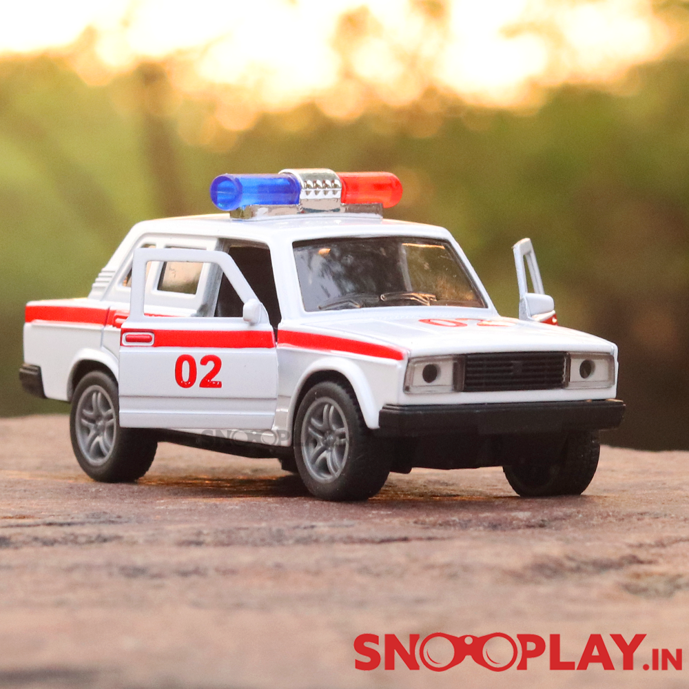 Ambulance (3201) Die Cast Car Model (1:32 Scale)