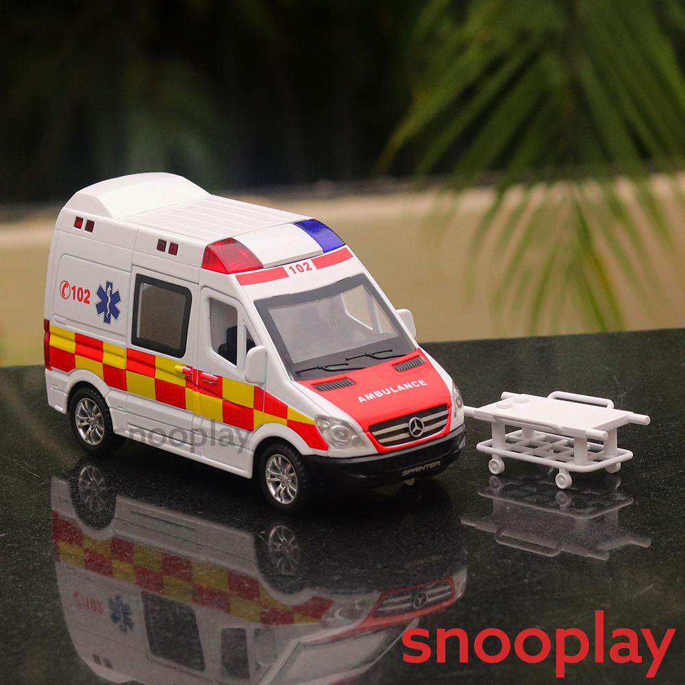 Diecast Ambulance - Simulation Sound & Light Pull Back Toy Car (1:32 Scale)