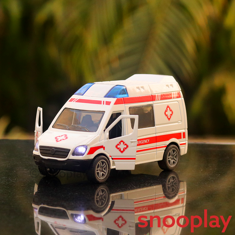 Diecast Ambulance Van (3232)