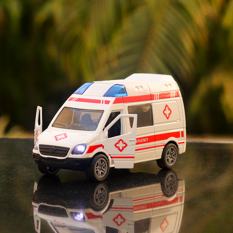 Diecast Ambulance Van (3232)