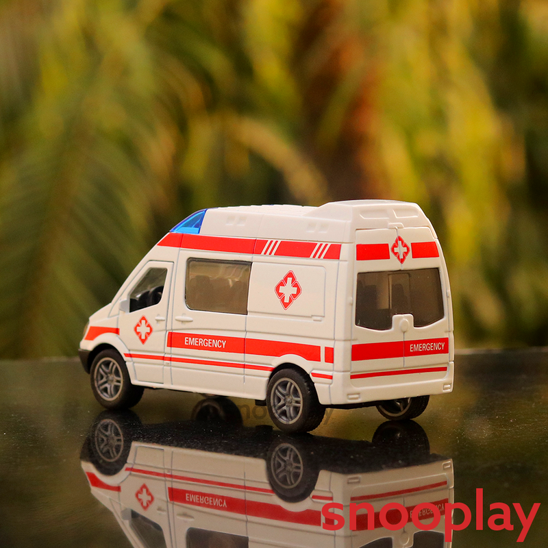 Diecast Ambulance Van (3232)