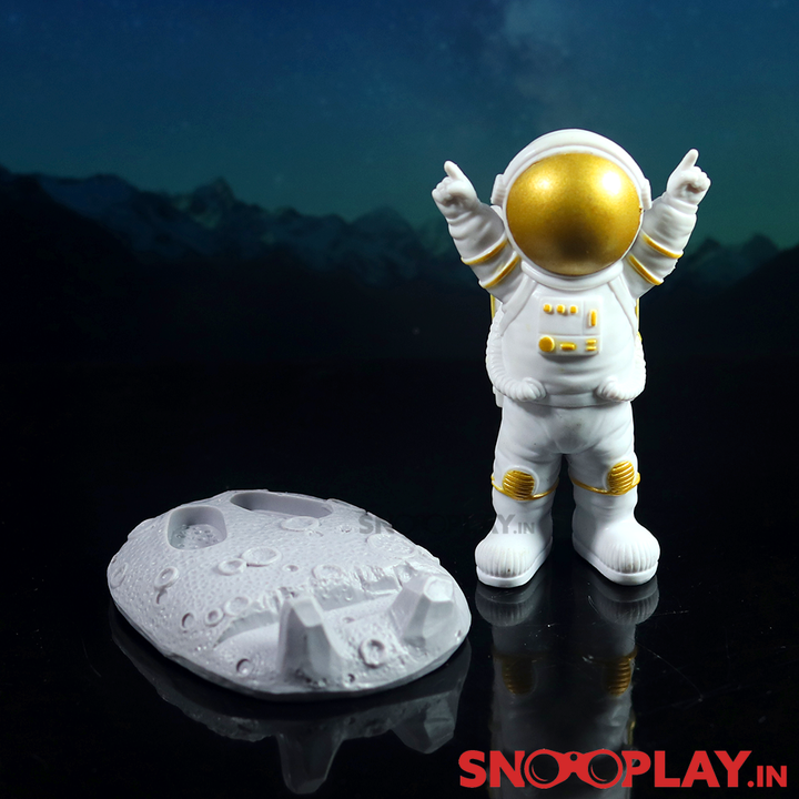 Astronaut Figurine Mobile Phone Holder (Detachable Base)