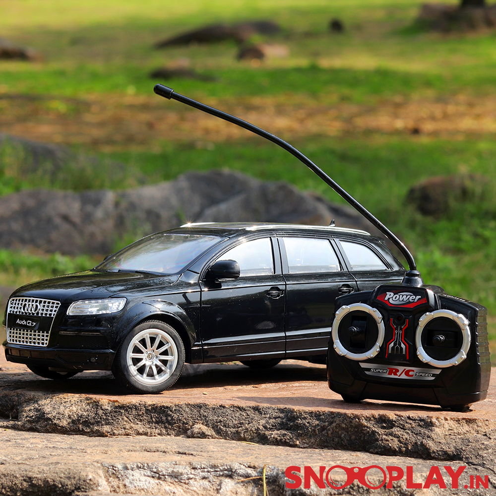 Audi Q7 Remote Control Car BIG (1:16 Scale) with Rechargeable Battery & Charger - Assorted Colours