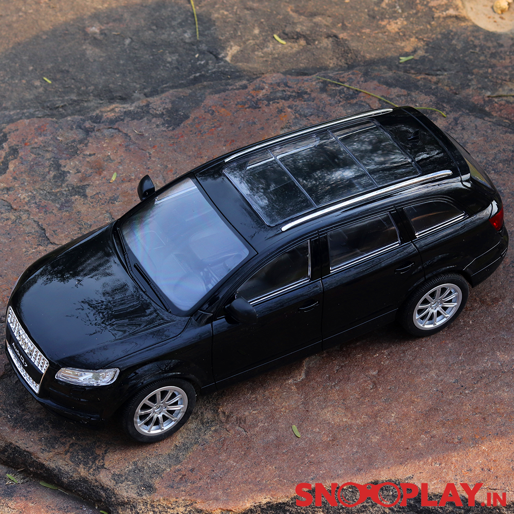 Audi Q7 Remote Control Car BIG (1:16 Scale) with Rechargeable Battery & Charger - Assorted Colours