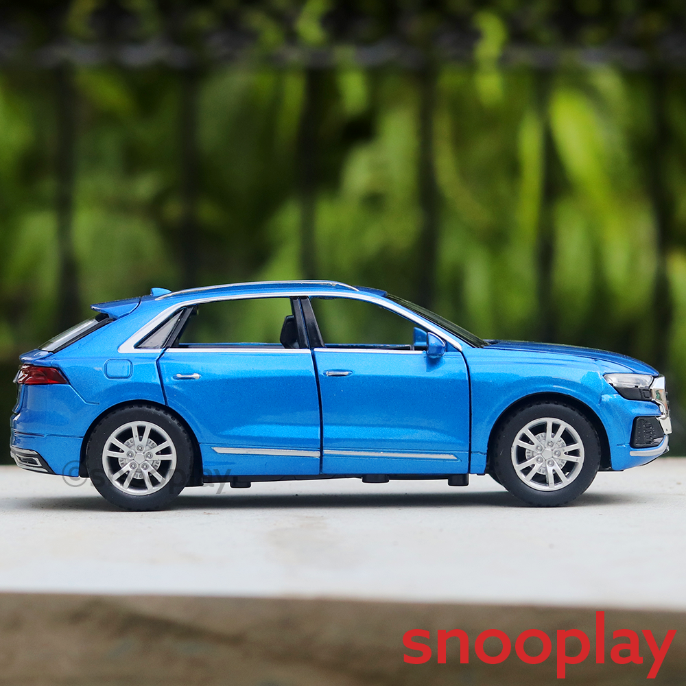 SUV Diecast Car Model (3215) resembling Audi Q8 (1:32 Scale)- comes with light & sound feature (Assorted Colours)