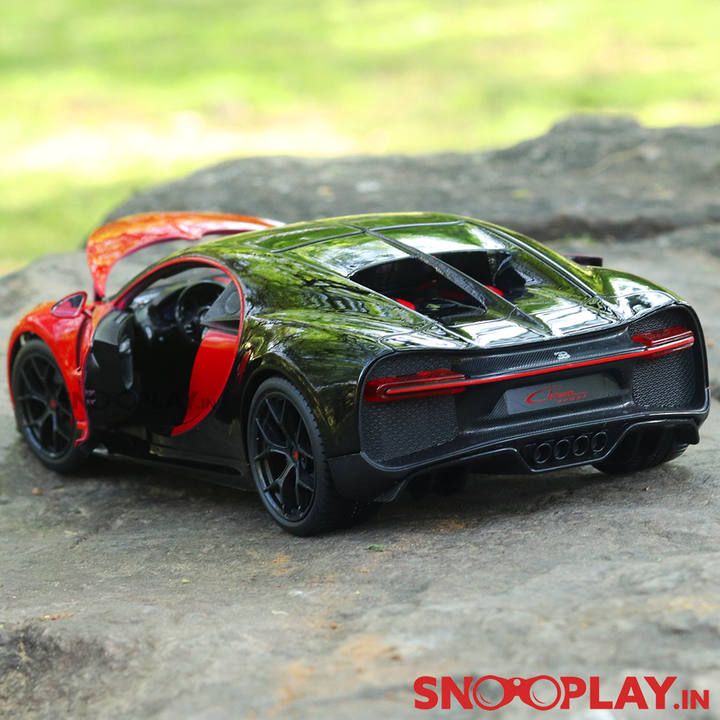 Bugatti Chiron Sport Diecast Car Scale Model (1:18 Scale)