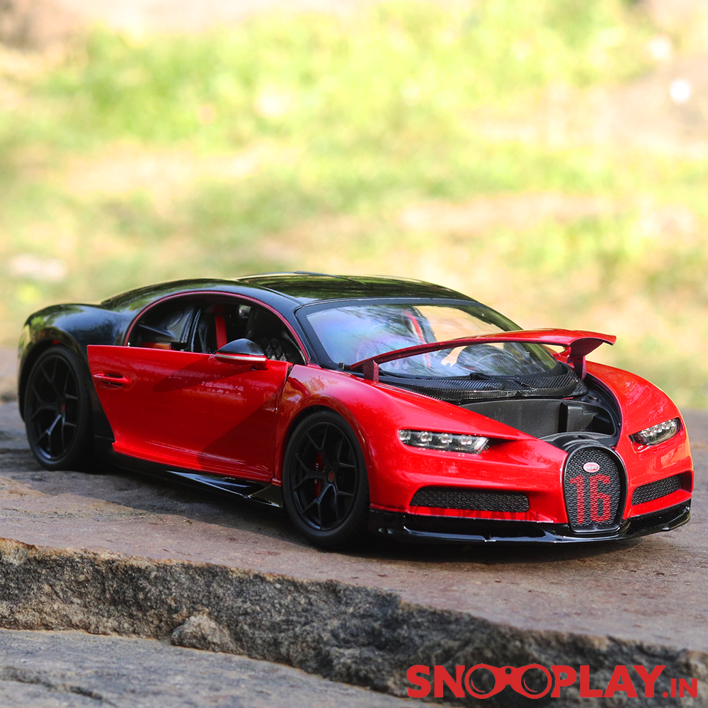 Bugatti Chiron Sport Diecast Car Scale Model (1:18 Scale)