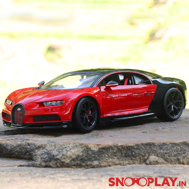 Bugatti Chiron Sport Diecast Car Scale Model (1:18 Scale)