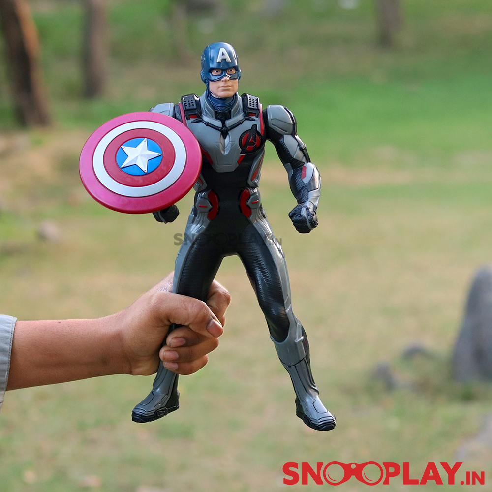 Talking Captain America (with Shield Launcher)