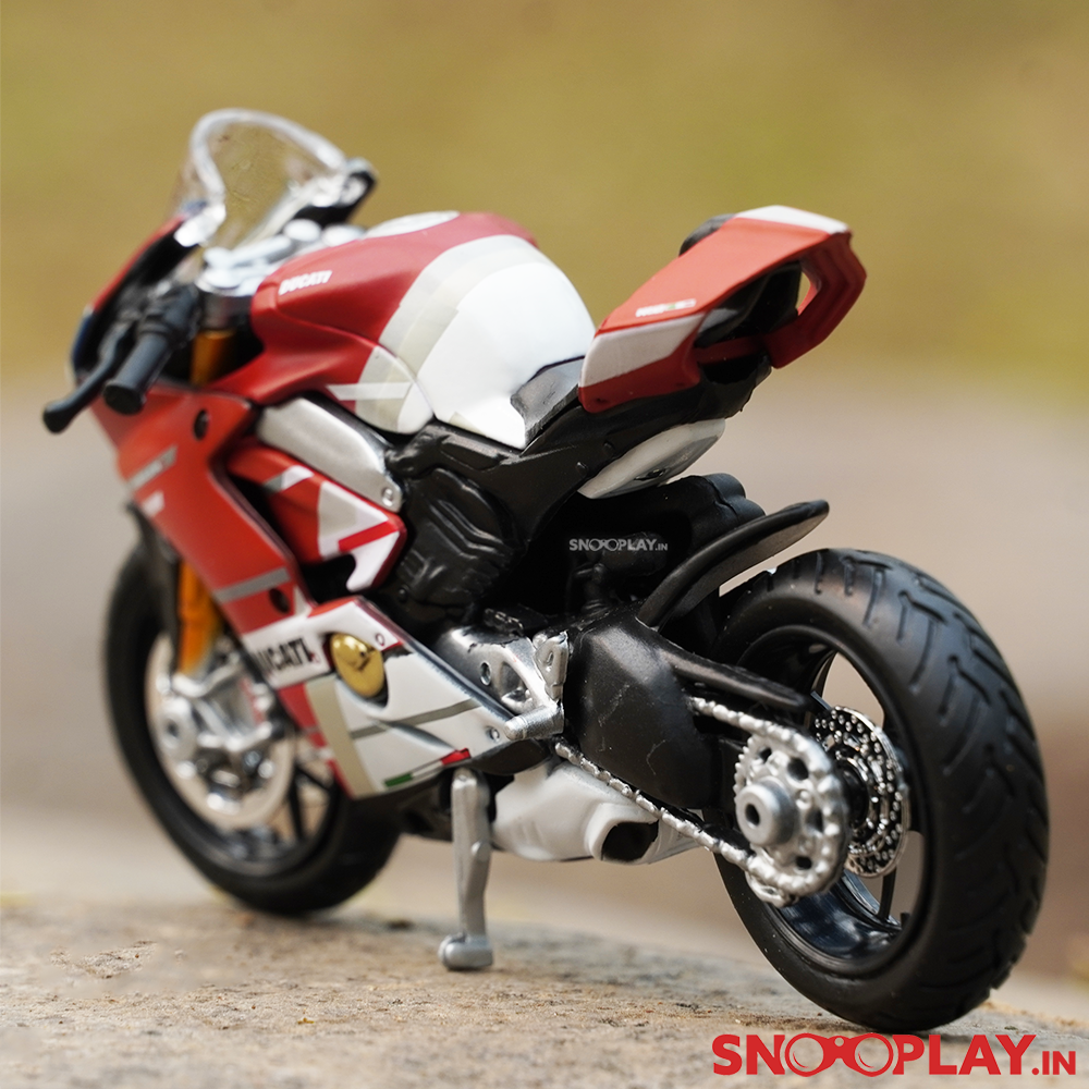 Buy Ducati Panigale V4 S Corse Diecast Bike Scale Model (1:18 - Main Image