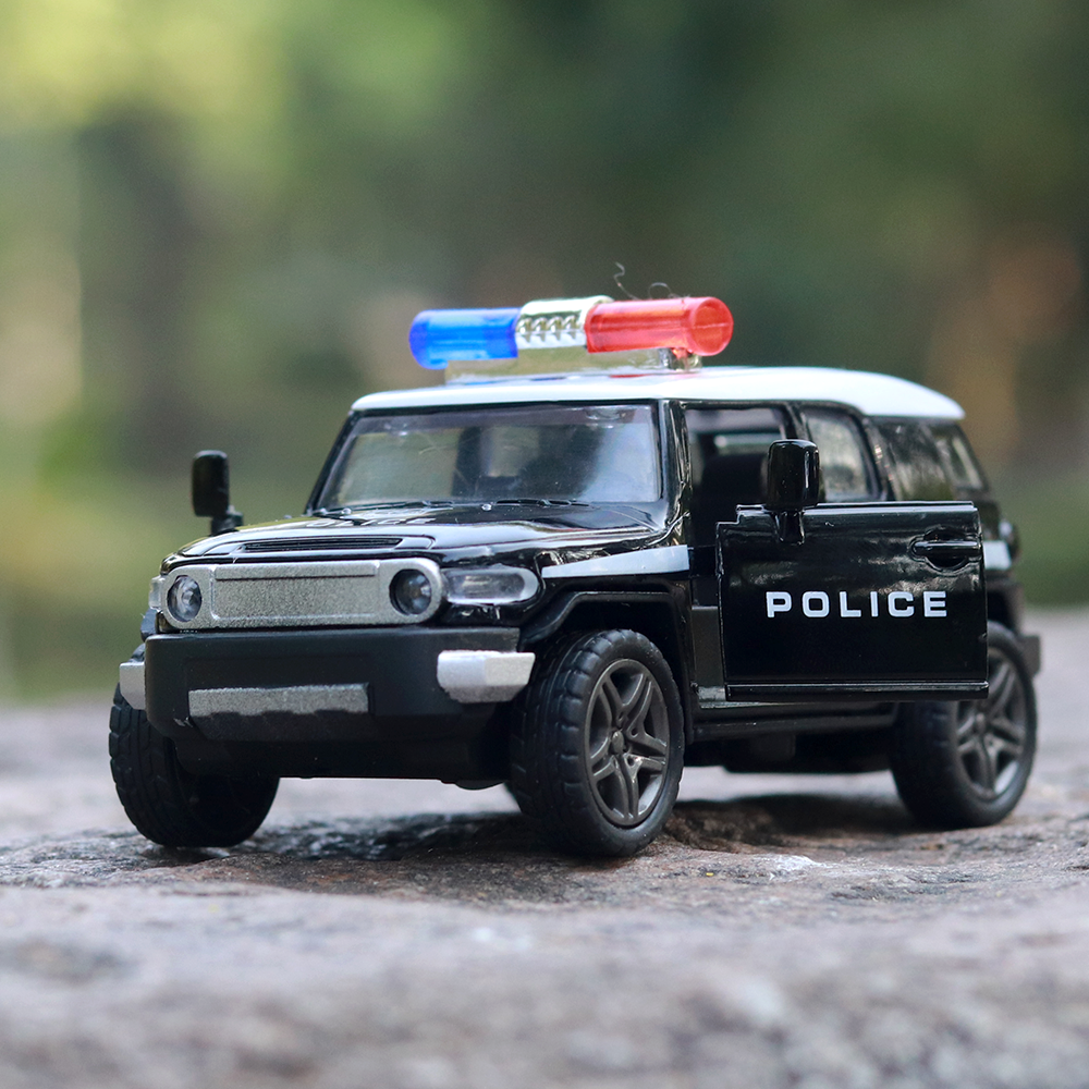 Police SUV Diecast Model Car (1:32 Scale)