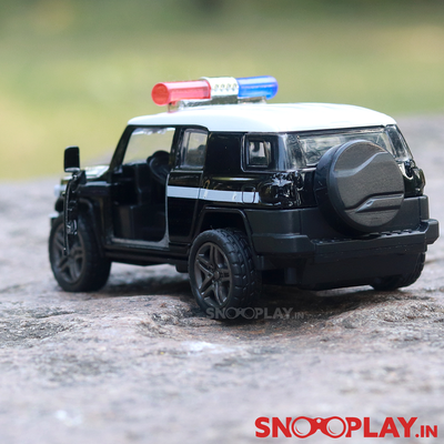 Police SUV Diecast Model Car (1:32 Scale)