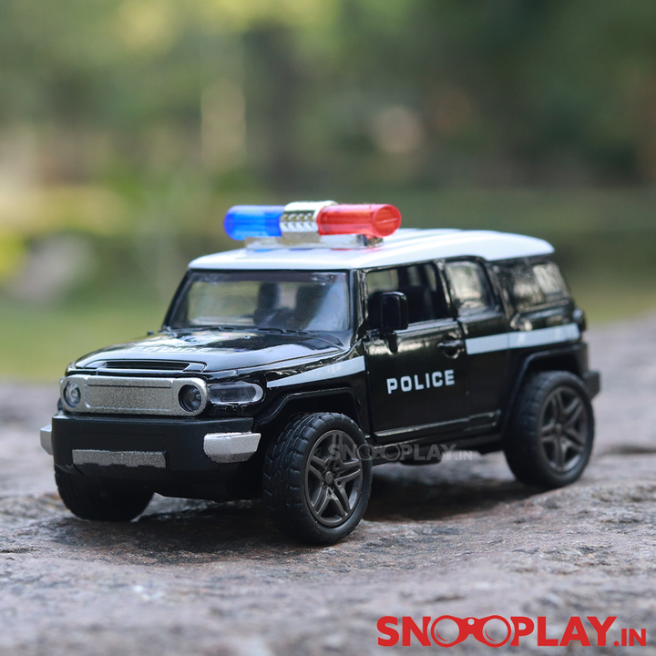 Police SUV Diecast Model Car (1:32 Scale)