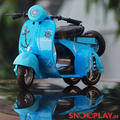 Scooter Toy Diecast Miniature Model with Light & Sound