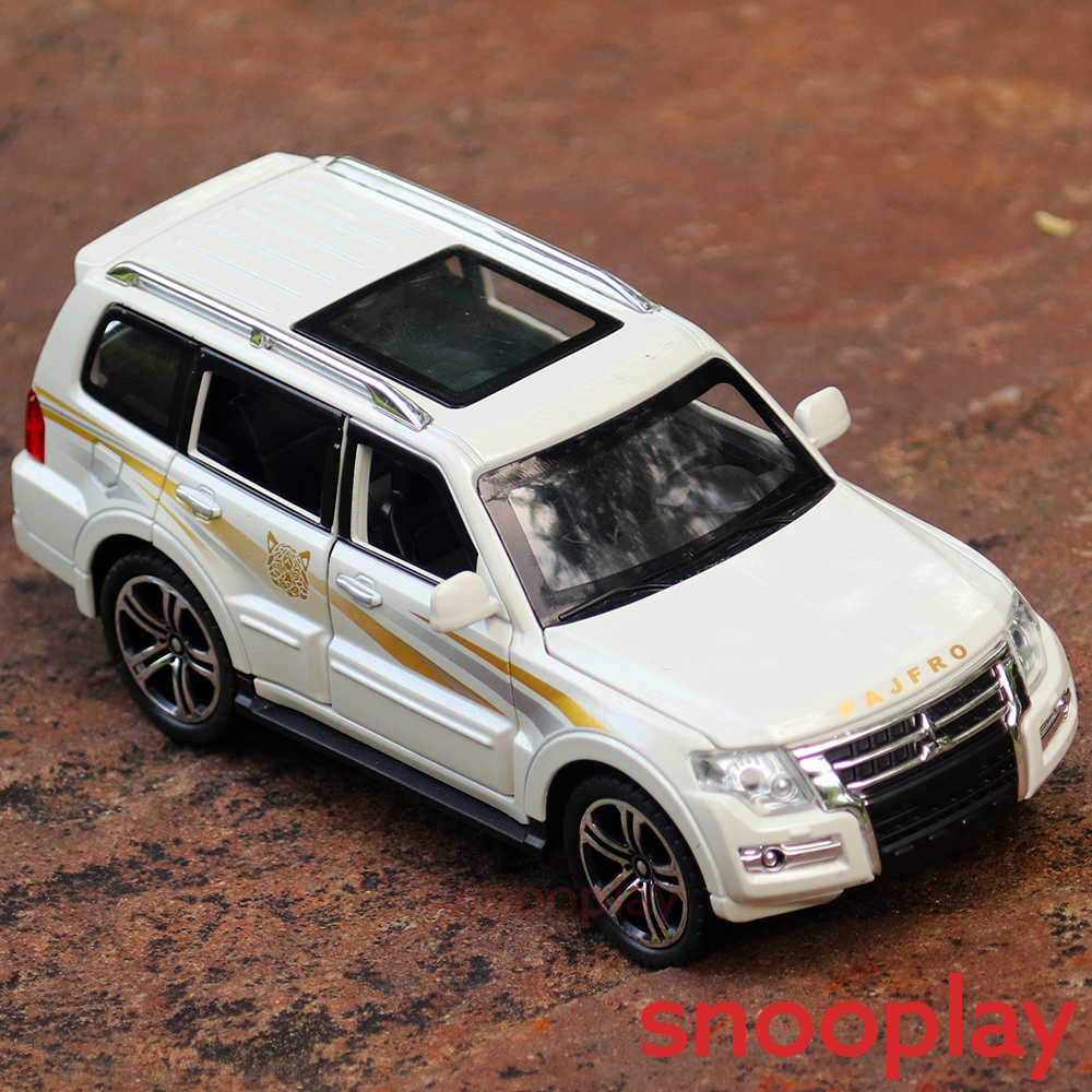 SUV Diecast Car Model (3217) resembling Pajero (1:32 Scale)- comes with light & sound feature