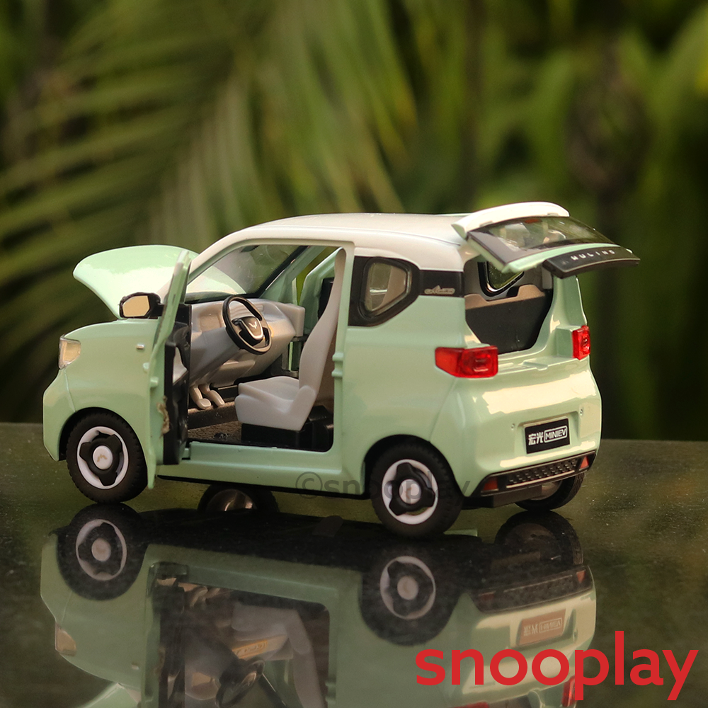 Diecast Car with Charging Station - Assorted Colors