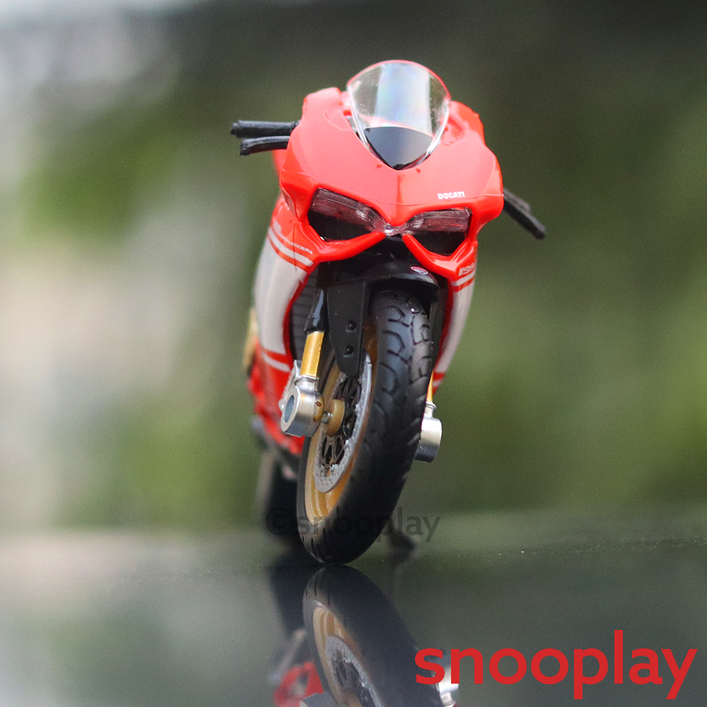 Ducati 1199 Superleggera Diecast Bike Scale Model (1:18 Scale)