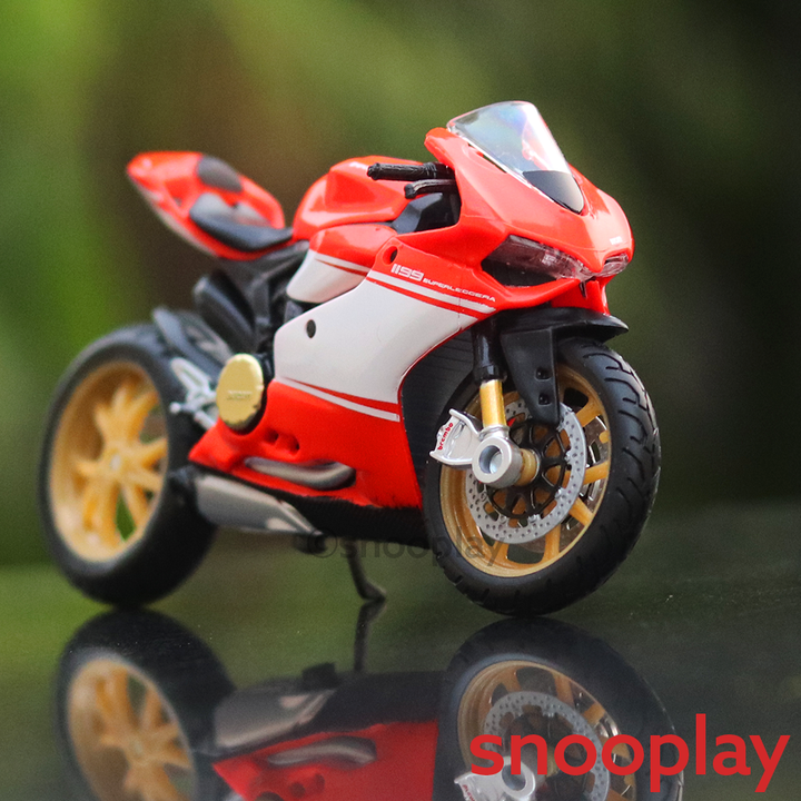 Ducati 1199 Superleggera Diecast Bike Scale Model (1:18 Scale)