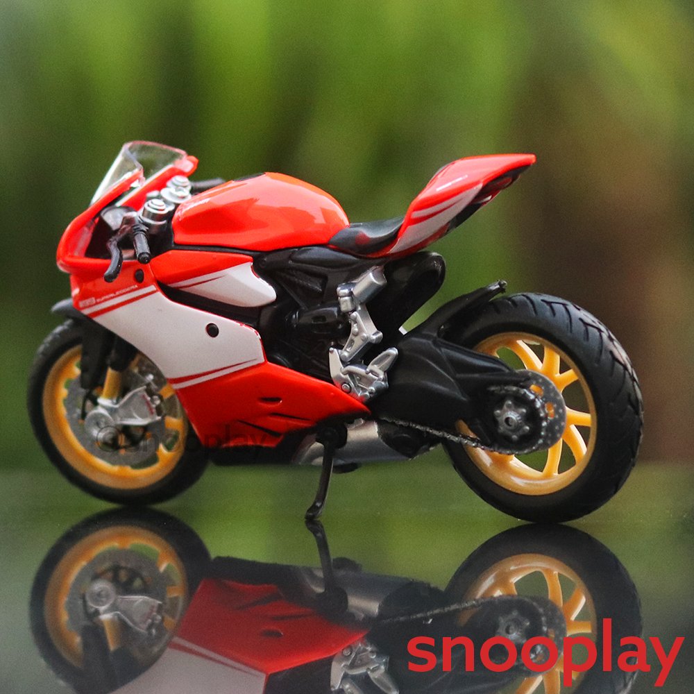 Ducati 1199 Superleggera Diecast Bike Scale Model (1:18 Scale)