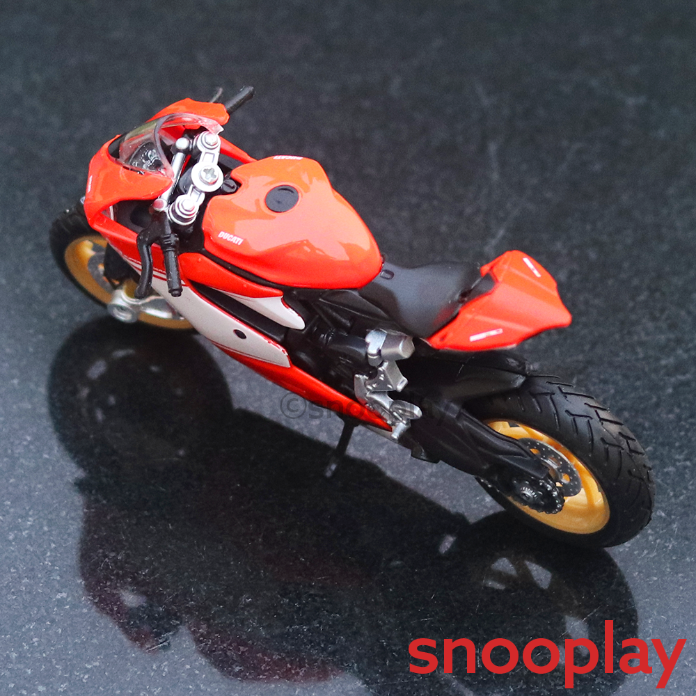 Ducati 1199 Superleggera Diecast Bike Scale Model (1:18 Scale)