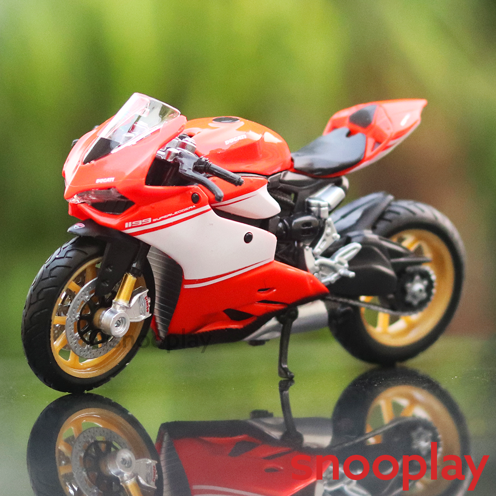 Ducati 1199 Superleggera Diecast Bike Scale Model (1:18 Scale)