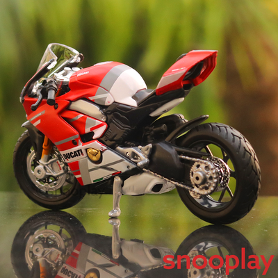 Ducati Panigale V4 S Corse Diecast Bike Scale Model (1:18 Scale)