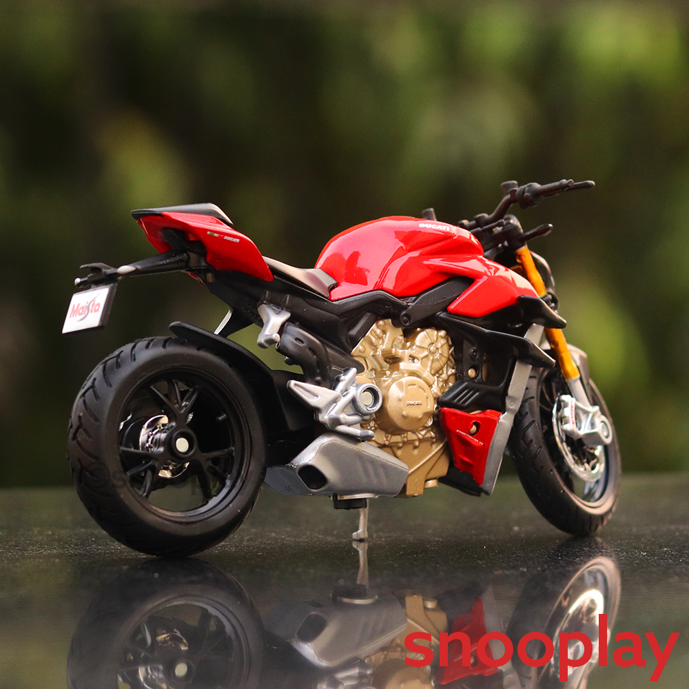 Licensed Ducati Super Naked V4s Diecast Bike Model (1:18 Scale)