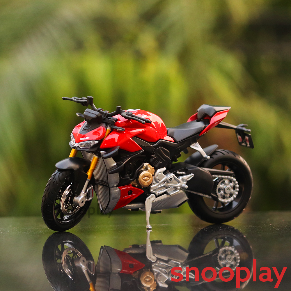 Licensed Ducati Super Naked V4s Diecast Bike Model (1:18 Scale)