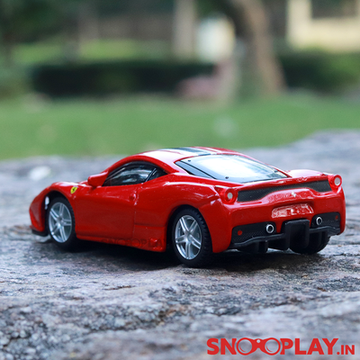 Ferrari 458 Speciale Diecast Car Scale Model (1:43 Scale)