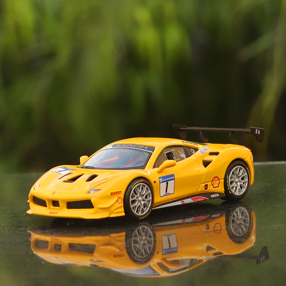 Original & Licensed Ferrari 488 Challenge Diecast Car Model (1:43 Scale)