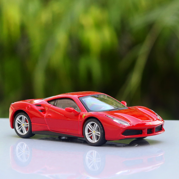 Original & Licensed Ferrari 488 GTB Diecast Car Model (1:43 Scale)