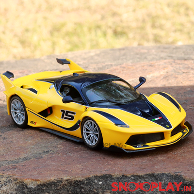 Ferrari FXX K Diecast Car Scale Model (1:24 Scale)