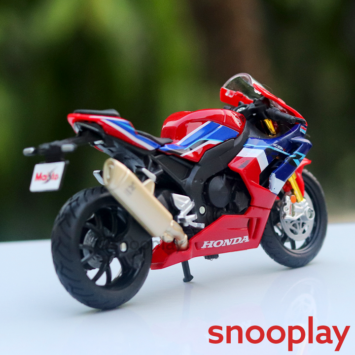 Honda CBR 1000R-R Fireblade SP Diecast Bike Scale Model 1:18