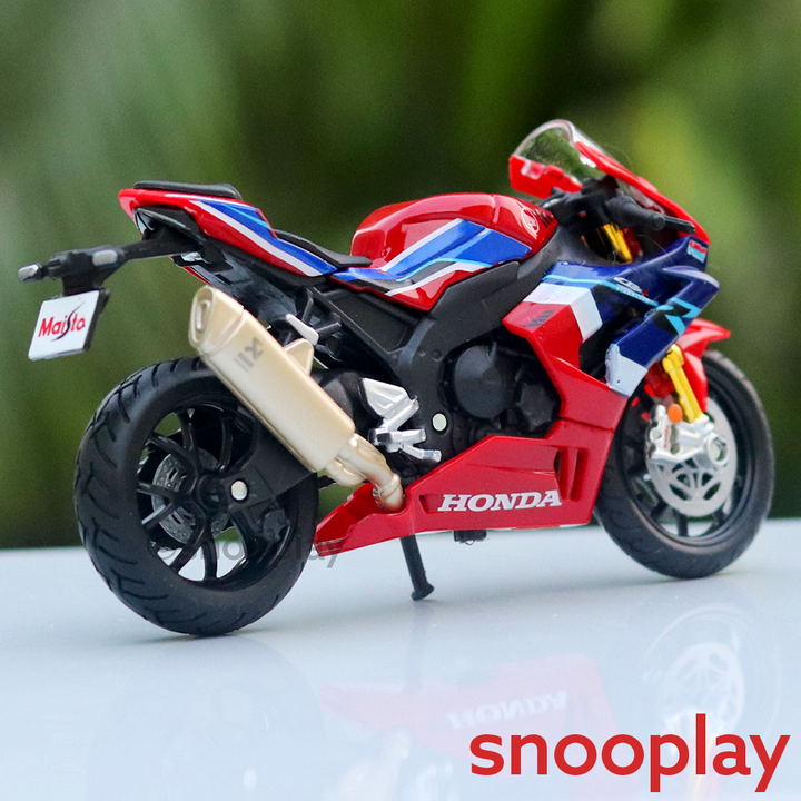 Honda CBR 1000R-R Fireblade SP Diecast Bike Scale Model 1:18