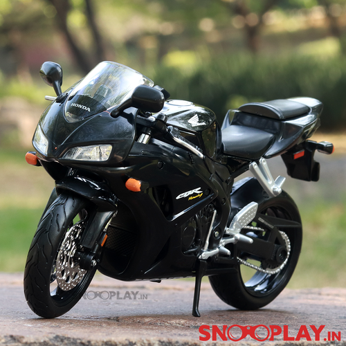 Maisto Original Licensed Honda CBR 1000RR Diecast Bike | 1:12 Scale (14 Years till Grown Ups)