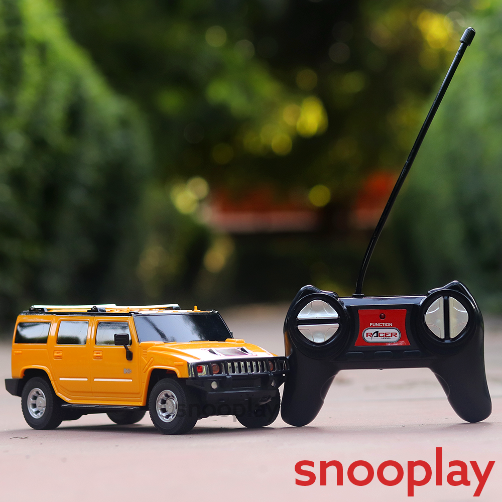 Hummer H2 Remote Controlled Toy Car (1:24) Scale Model (With Lights) - Assorted Colours