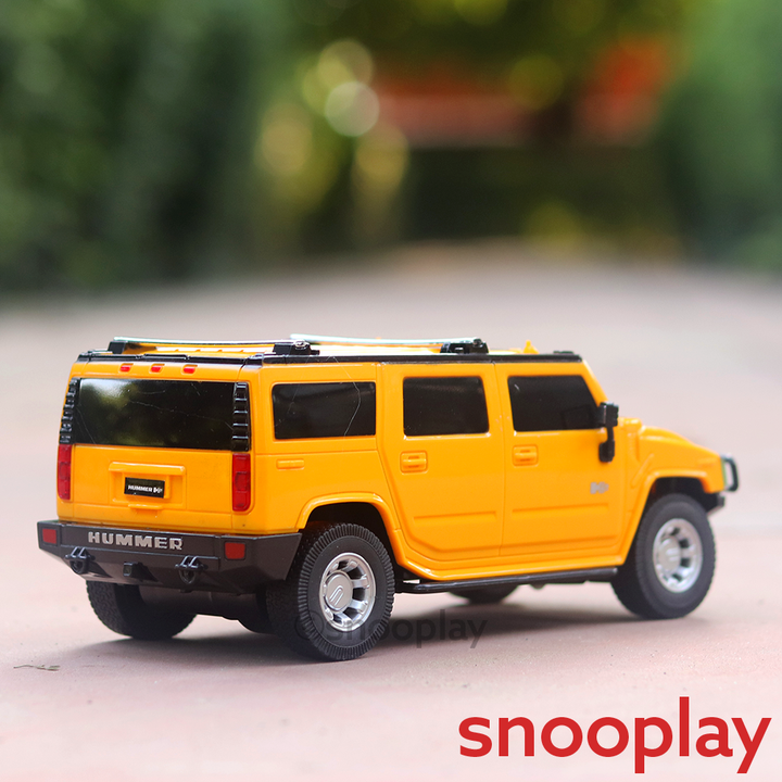 Hummer H2 Remote Controlled Toy Car (1:24) Scale Model (With Lights) - Assorted Colours