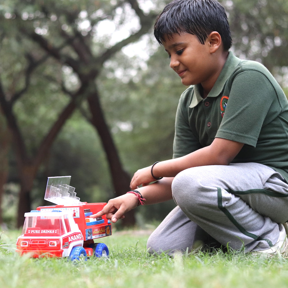 Anand Cola Van (with Removable Crates and Opening Glass Cover) Friction Powered Toy Truck