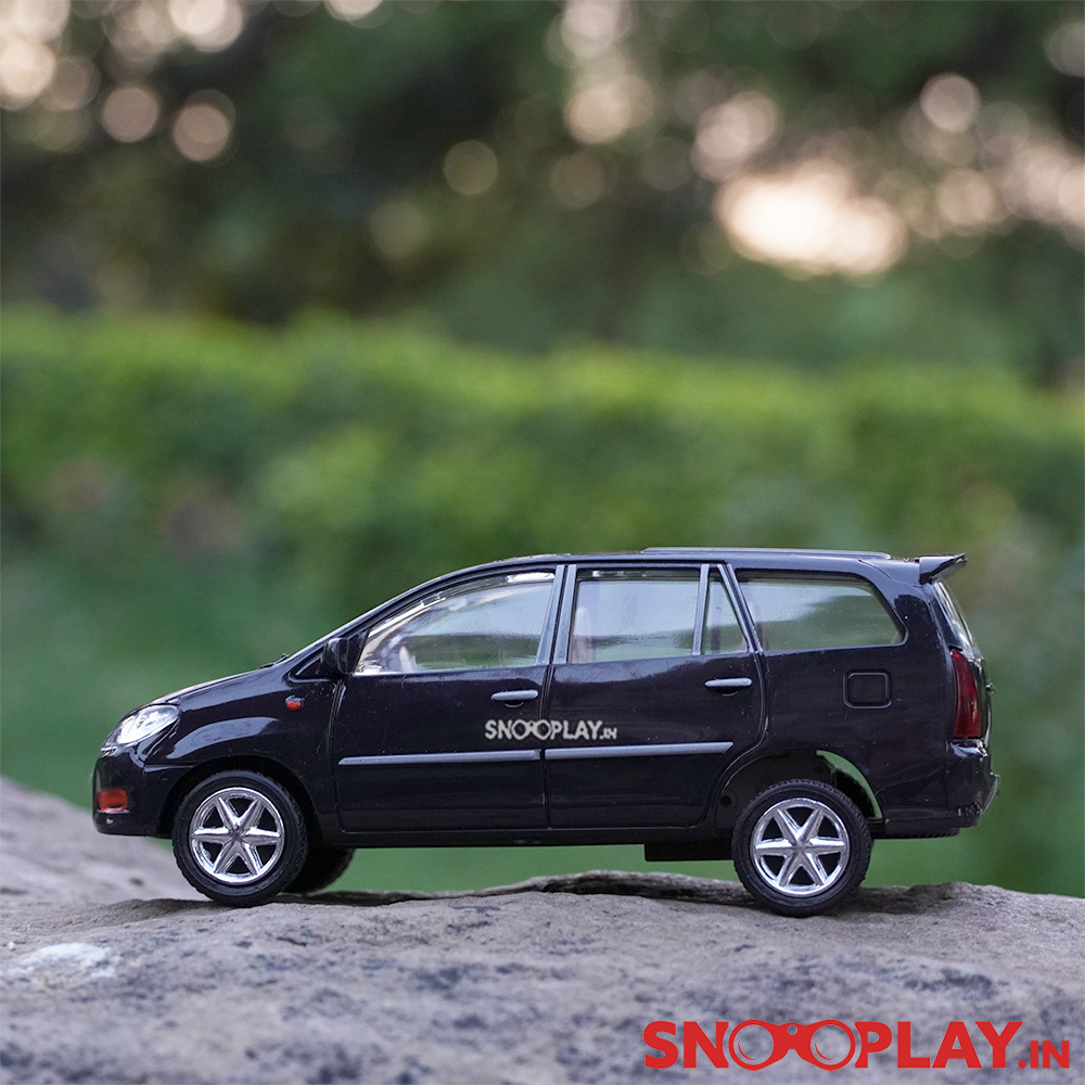The nicely detailed miniature model of Innovo Toy Car, black in colour with a pull back feature.