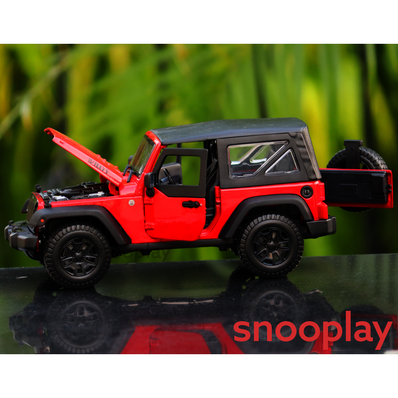 Licensed 2014 Jeep Wrangler Diecast Car Model (1:18 Scale)