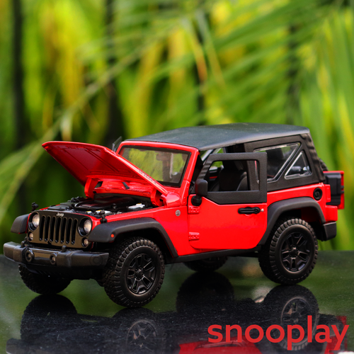 Maisto Licensed 2014 Jeep Wrangler Diecast Car Model | 1:18 Scale | 14 Years till Grown Ups