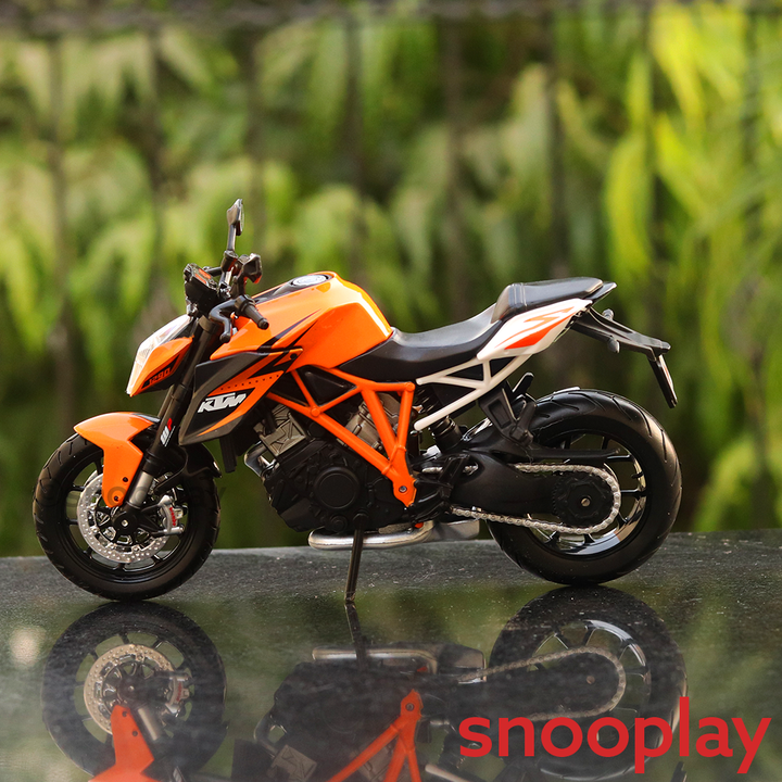 KTM 1290 Super Duke R 1:12 Scale Diecast Bike Model