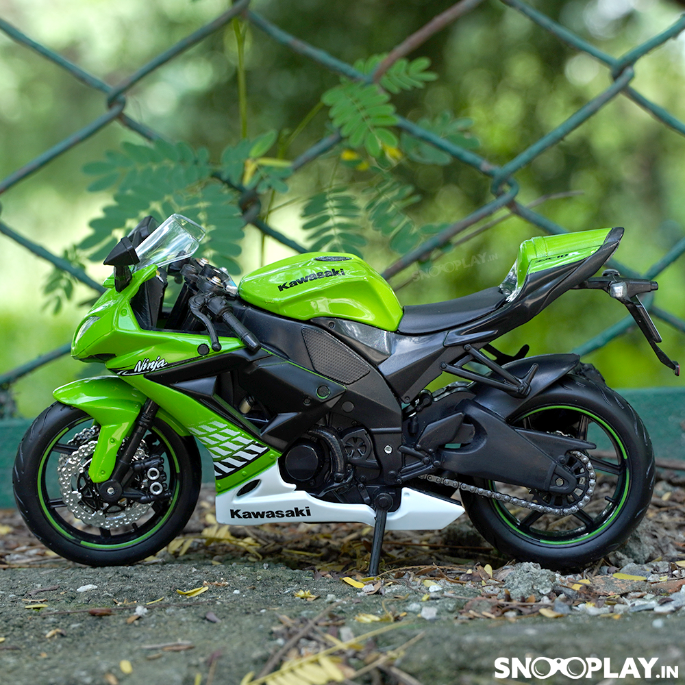 Buy Kawasaki Ninja ZX 10R 1:12 Scale Die cast Bike Model Online India Left 2